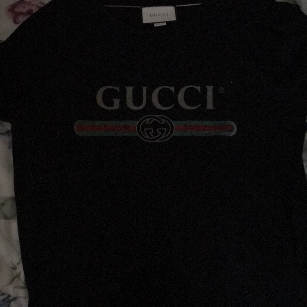 Gucci t shirt black with logo